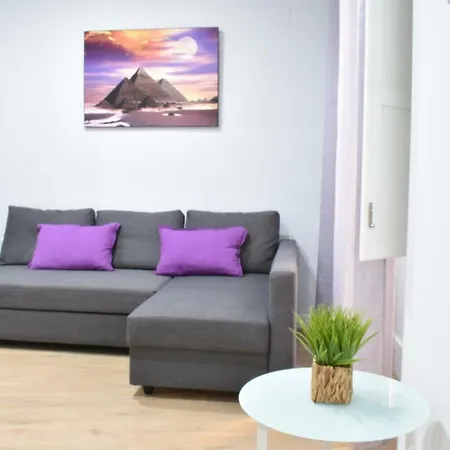 Puerta Real Suites *