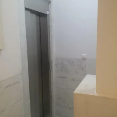 Puerta Real Suites Granada