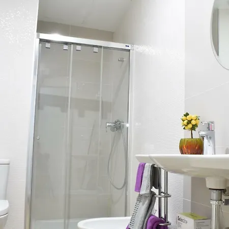 Apartment Puerta Real Suites *